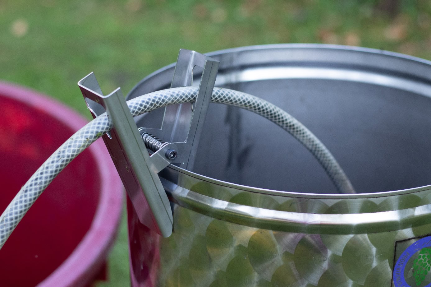 Hose clip designed and created by Filip Ljevar and his team